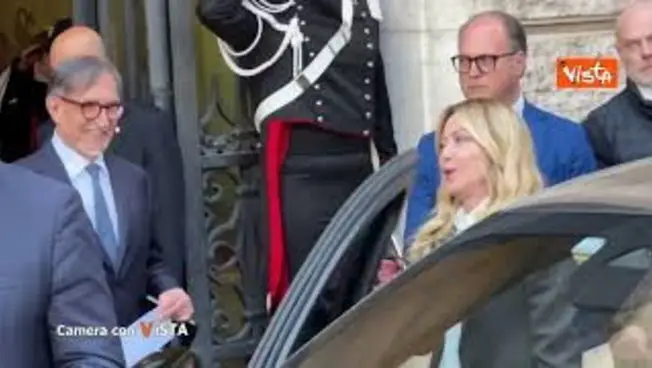 Leggi l'articolo: 'Scenario possibile' su Camera con Vista su La7 di Alexander jakhnagiev