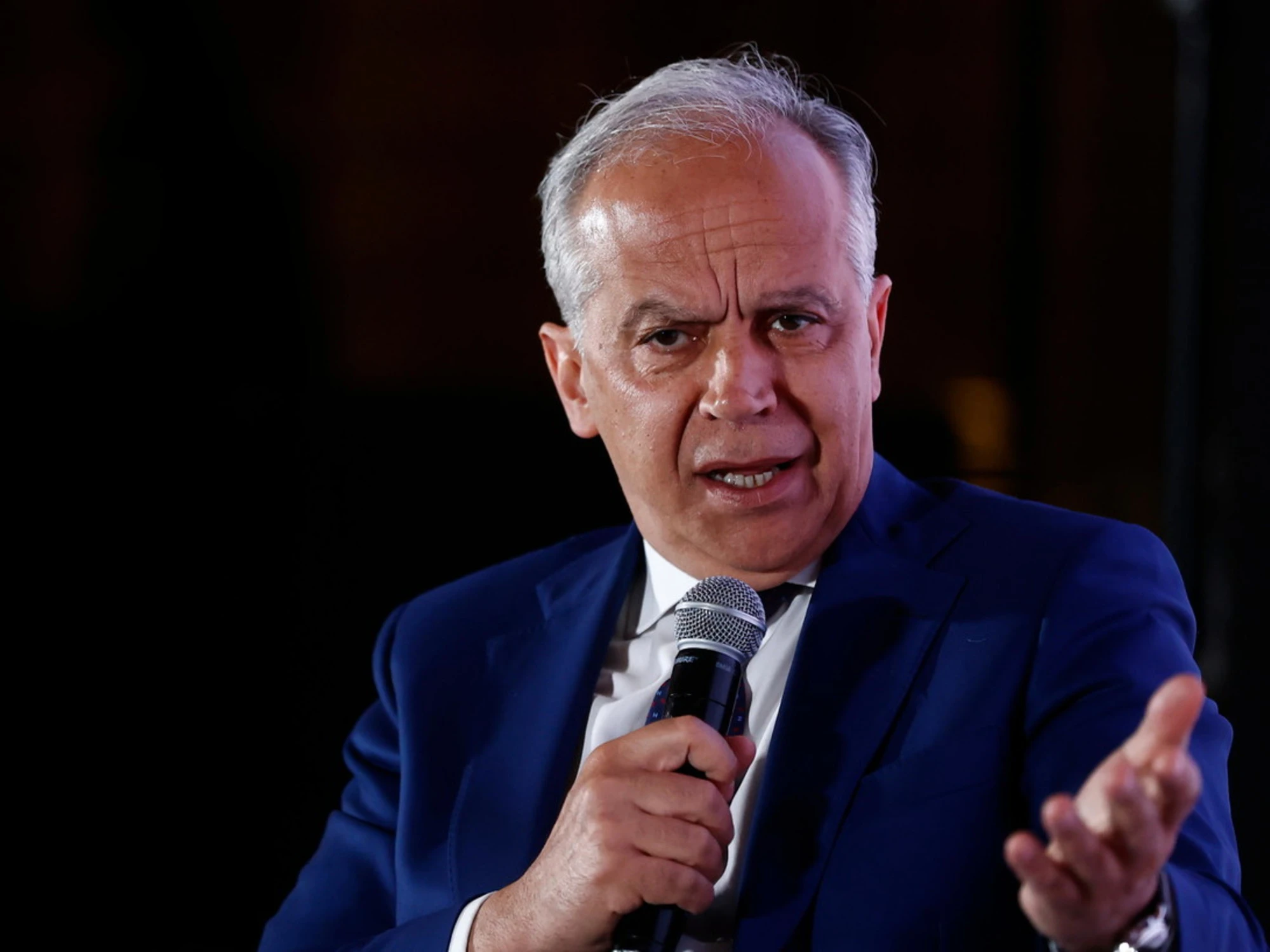 Piantedosi spegne la sinistra sul taser: "Imprescindibile"