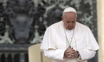 Coronavirus, Papa Francesco si commuove alla storia dell'anziana morta al telefono con la nipote