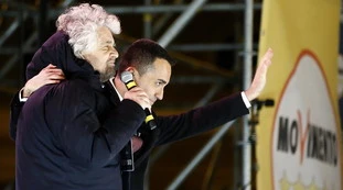 Mario Draghi e poi la scissione. Grillo e Di Maio, drammatico giro di telefonate: il retroscena