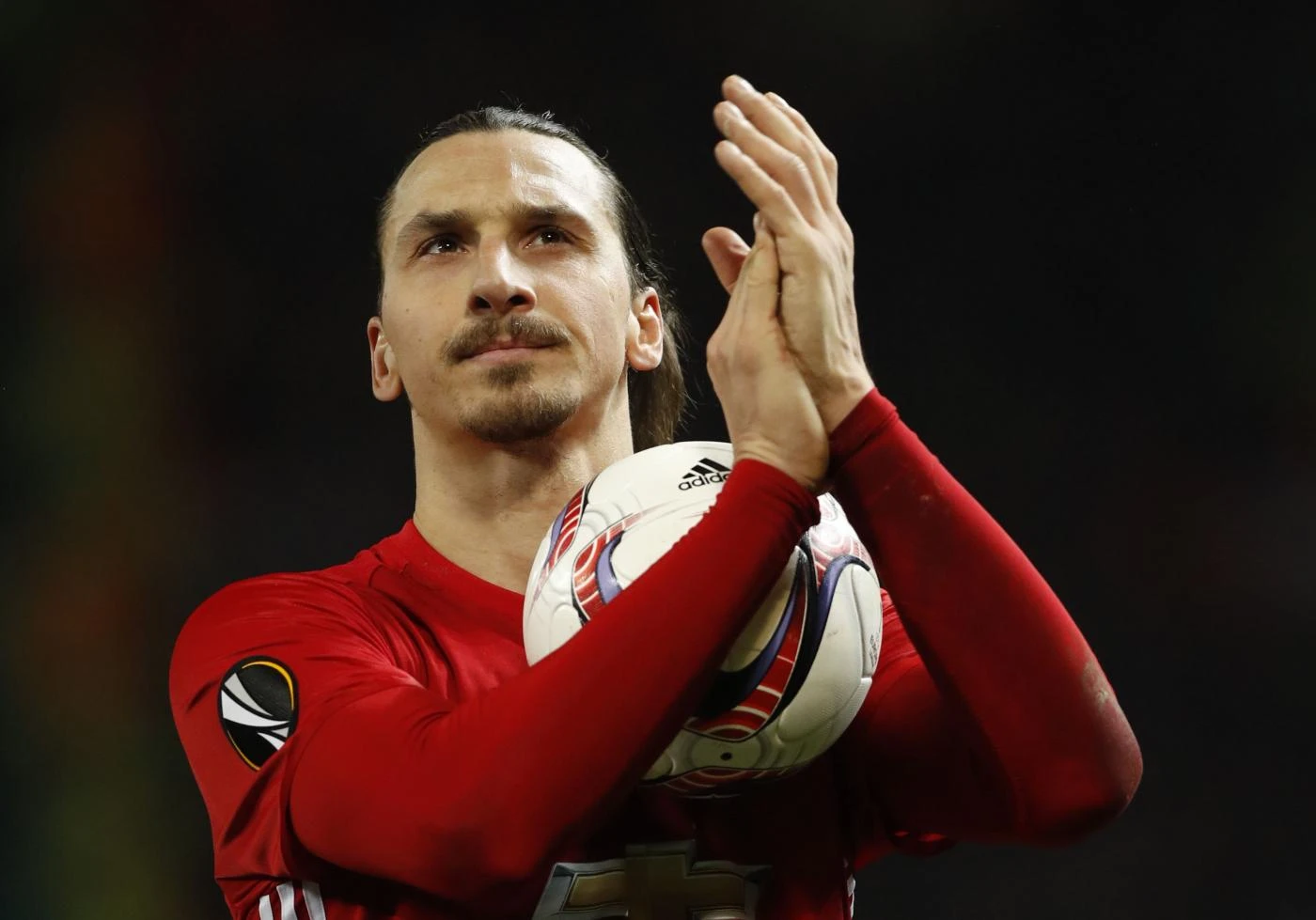 Zlatan Ibrahimovic, Aurelio De Laurentiis cerca il colpaccio: Milan fregato all'ultimo respiro?