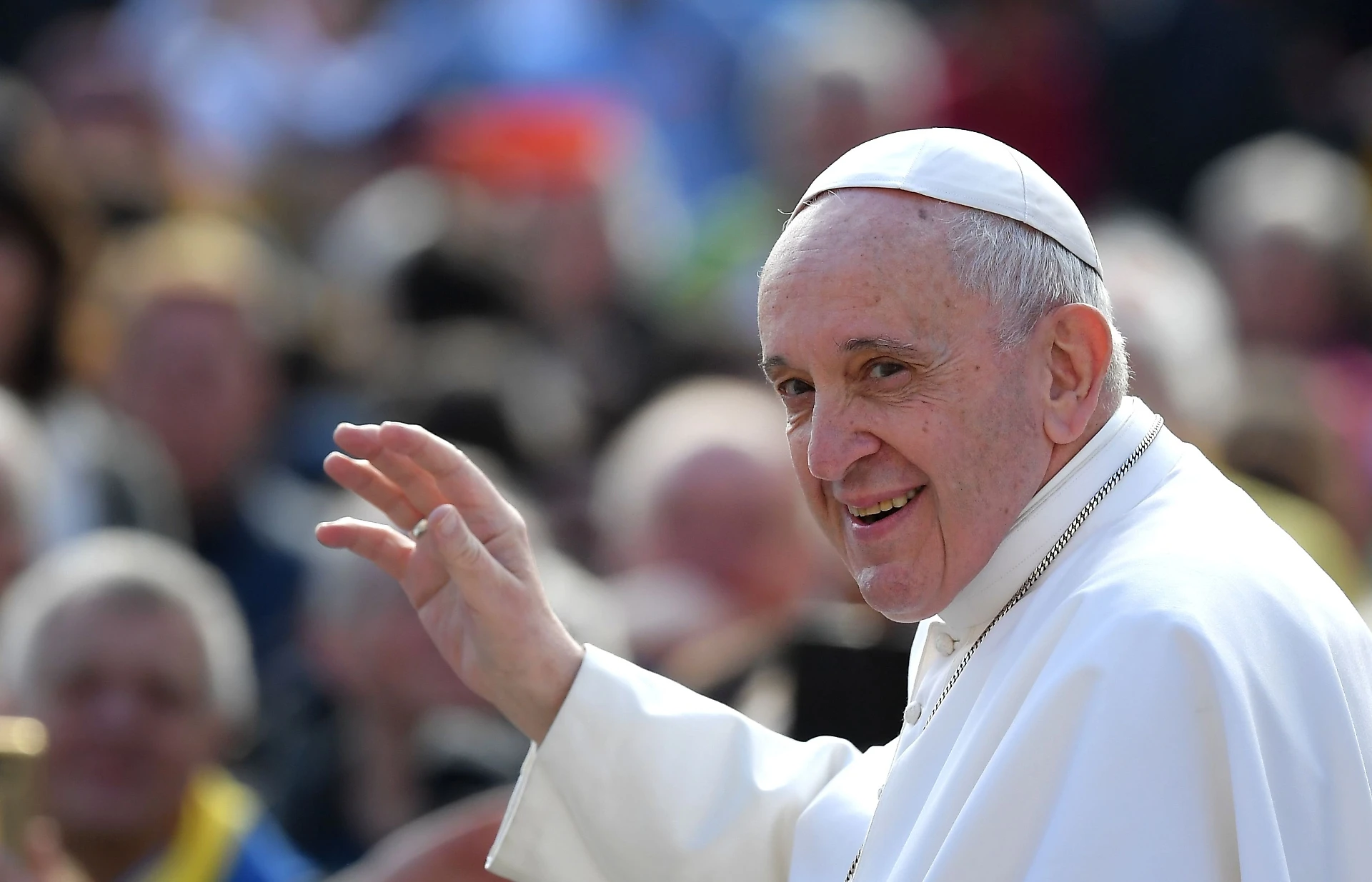 Papa Francesco: "I migranti non sono una minaccia e gli Stati devono proteggerli"