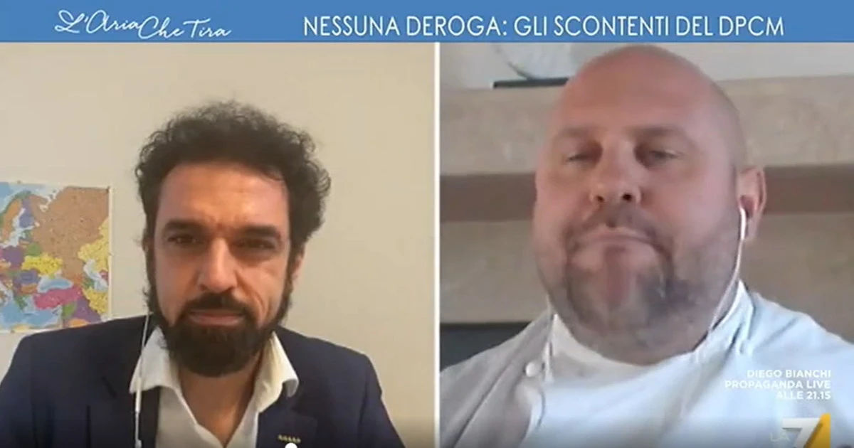 Dino Giarrusso asfaltato dal ristoratore a L'aria che tira: "Se so che c'è una pandemia? Ora parlo io", una strepitosa lezione