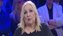 Maria Giovanna Maglie contro il Pd: "Montecitorio e Palazzo Chigi in pegno? Vogliono svendere l'Italia"