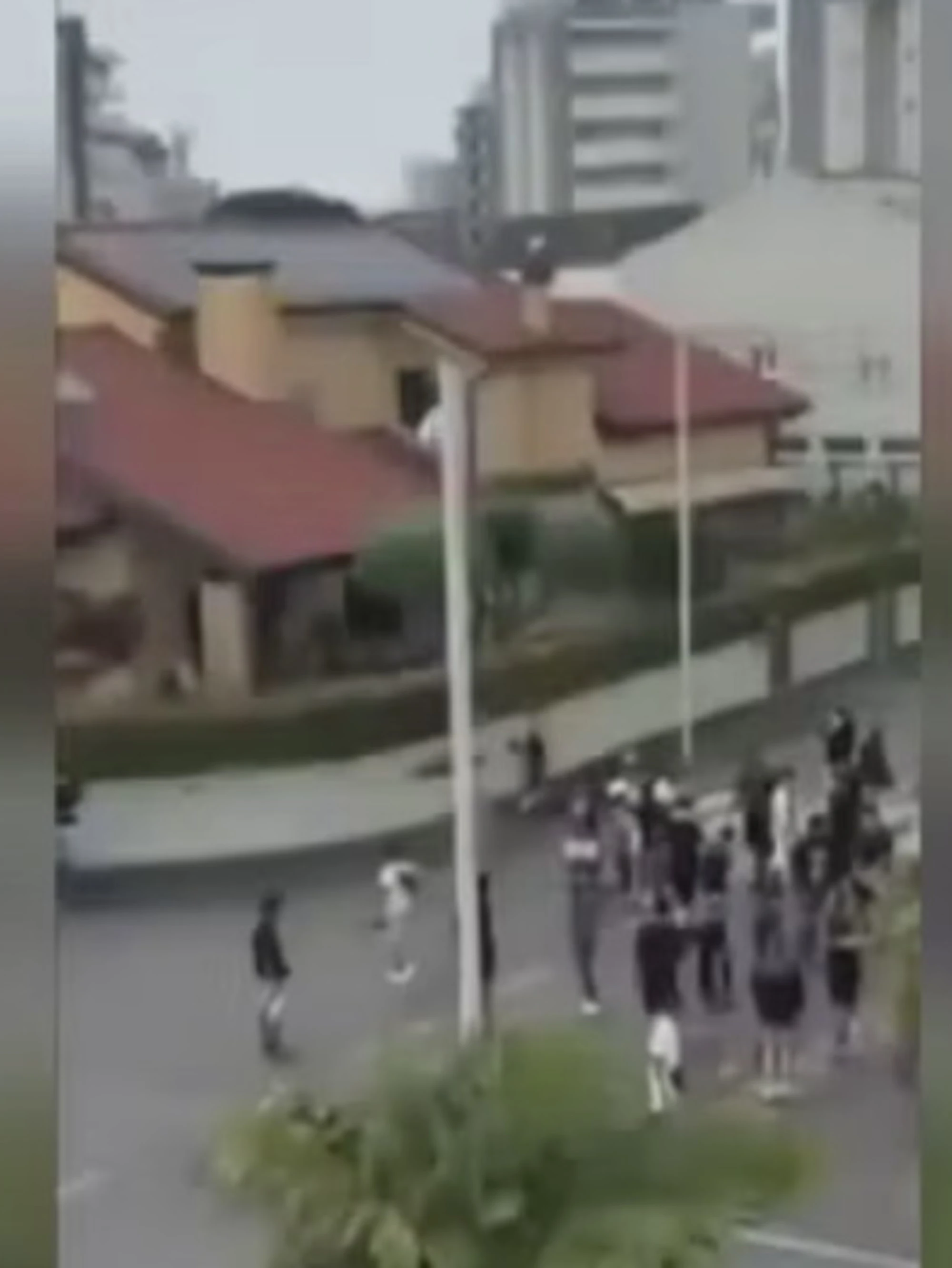 Le nostre vacanze rovinate dai maranza