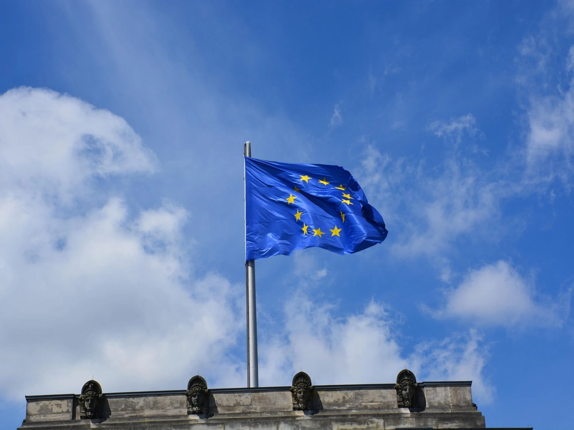 Serve un accordo tra States ed Eurolandia per bloccare i Brics