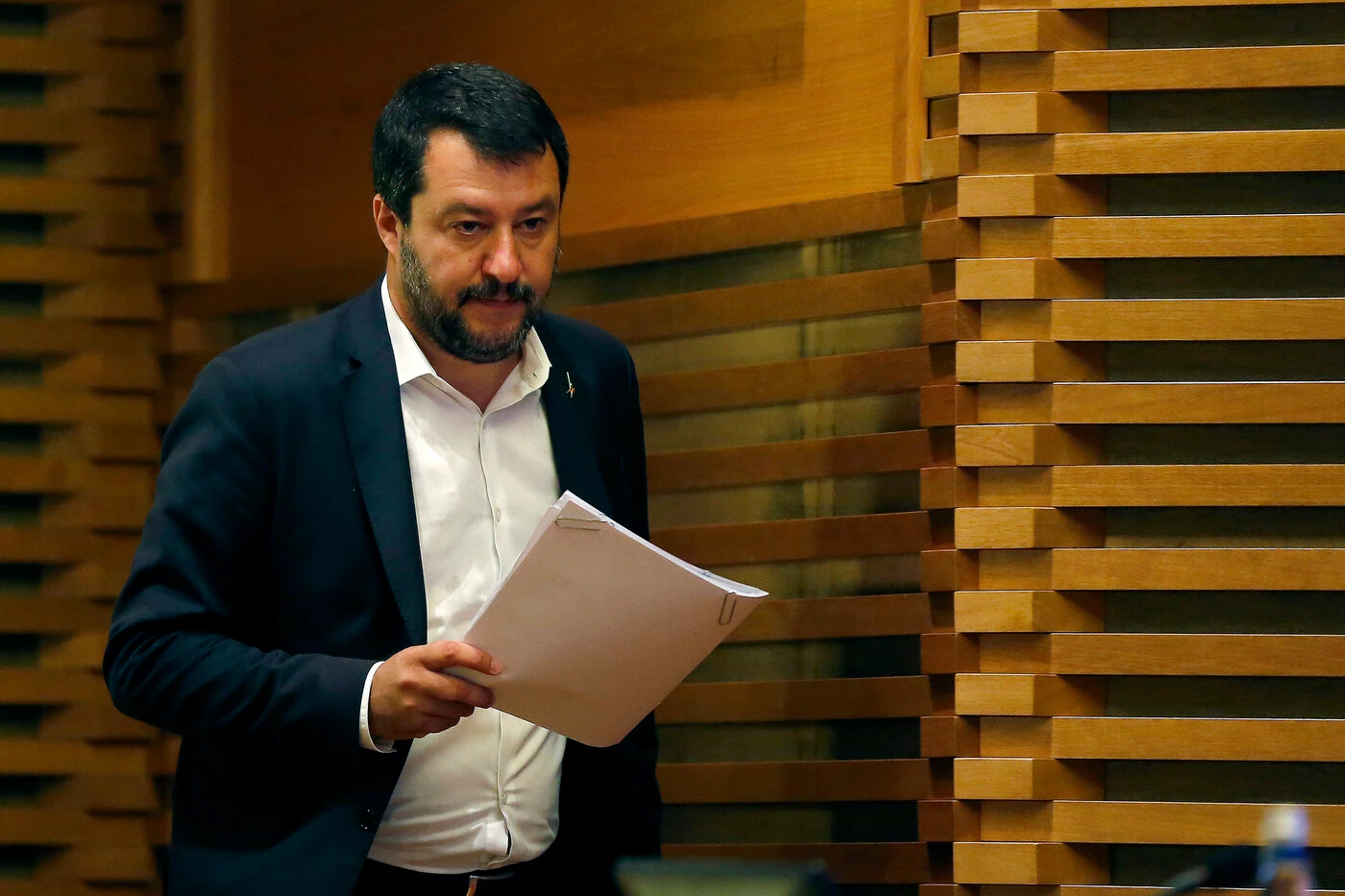 Matteo Salvini lascia il Cdm in anticipo: "Luigi Di Maio mi attacca su Autostrade e poi diserta l'incontro"