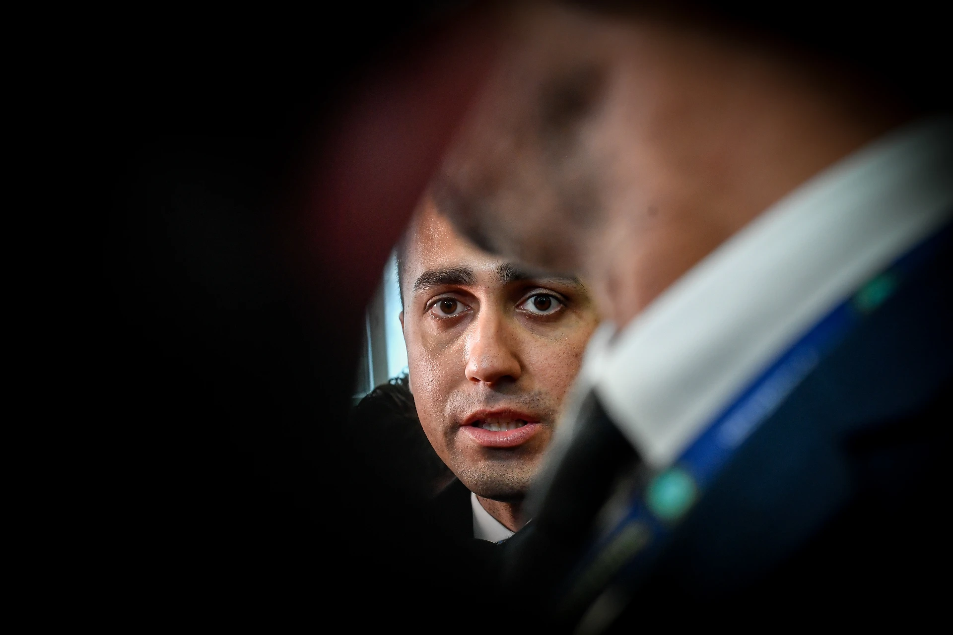 Luigi Di Maio, ridicolo crollo nervoso contro Salvini: "Lega abbagliata dal potere, vogliono tutto"