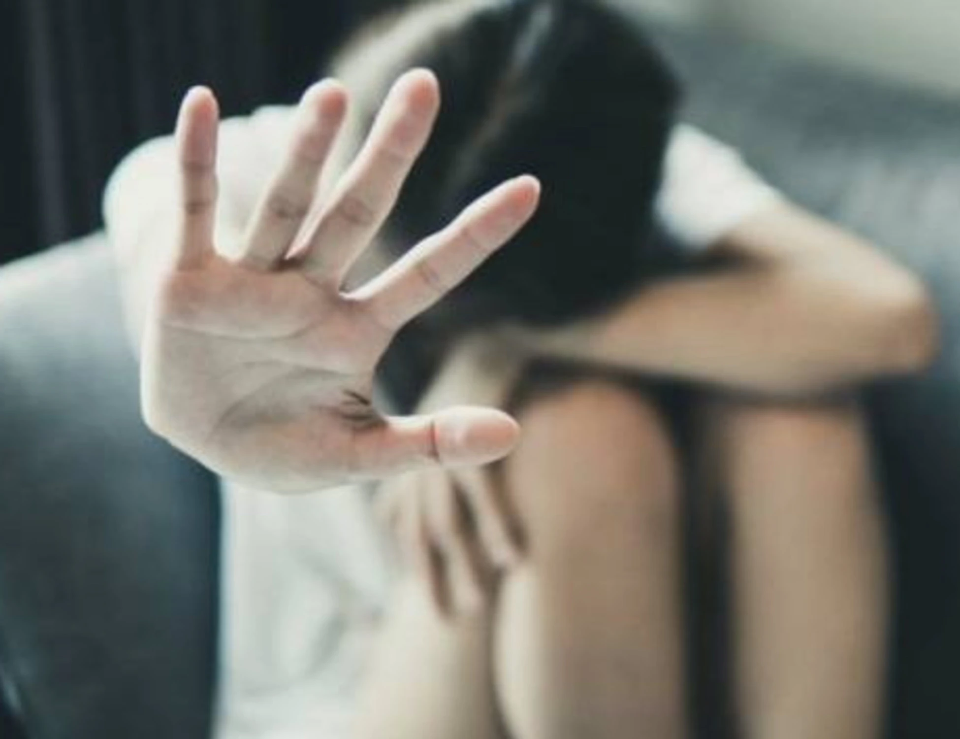 Brescia, stupra la figlia e resta incinta: chi è l'orco