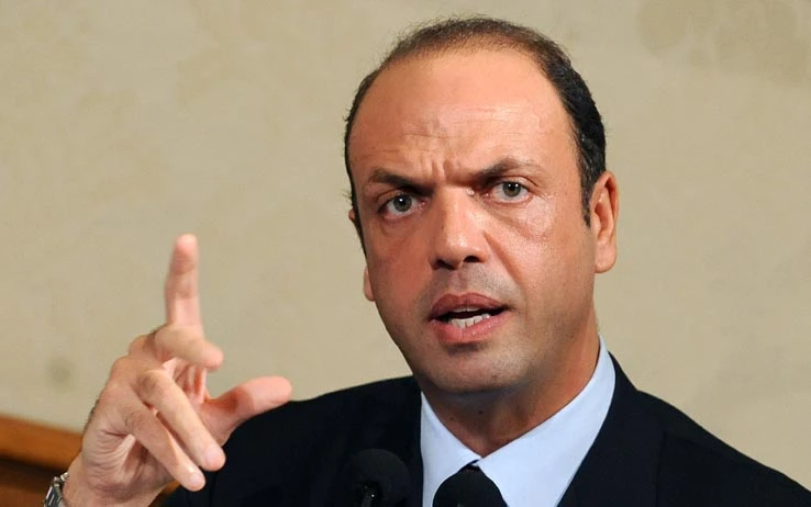 Primarie Pdl in stile usaUrne aperte per 4 mesi