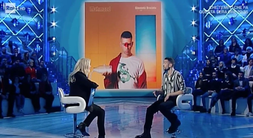 Domenica In, da Mara Venier la commovente rivelazione di Mahmood: "Ho sentito mio padre e..."