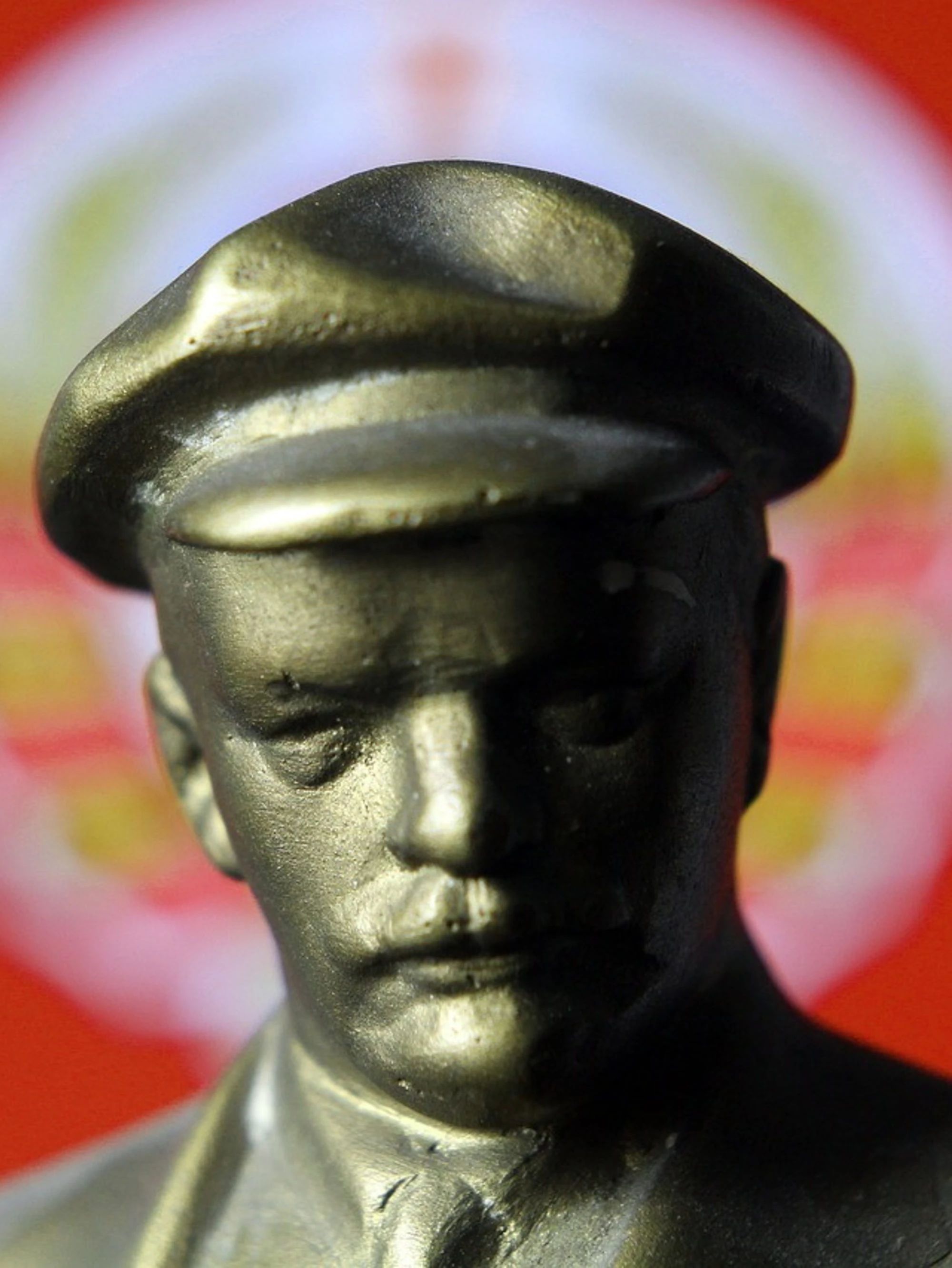 Occhio alle magliette con Lenin: in Repubblica Ceca si può finire in galera