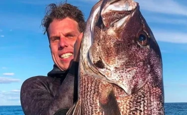 Steven Mattaboni, l'atroce morte del sub italiano: divorato da uno squalo in Australia