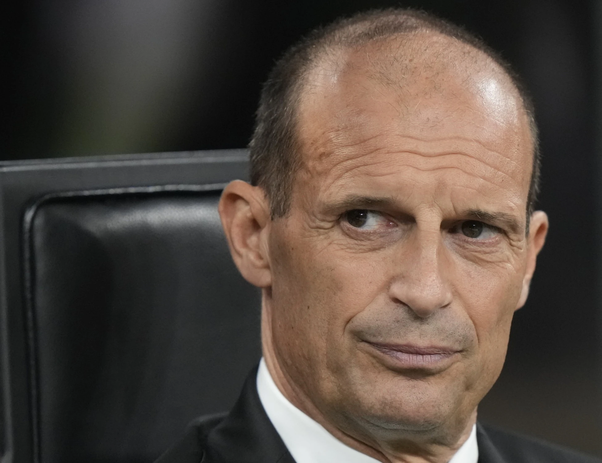 Milan, Alexis Saelemaekers ko? Clamoroso: Max Allegri cambia tutto