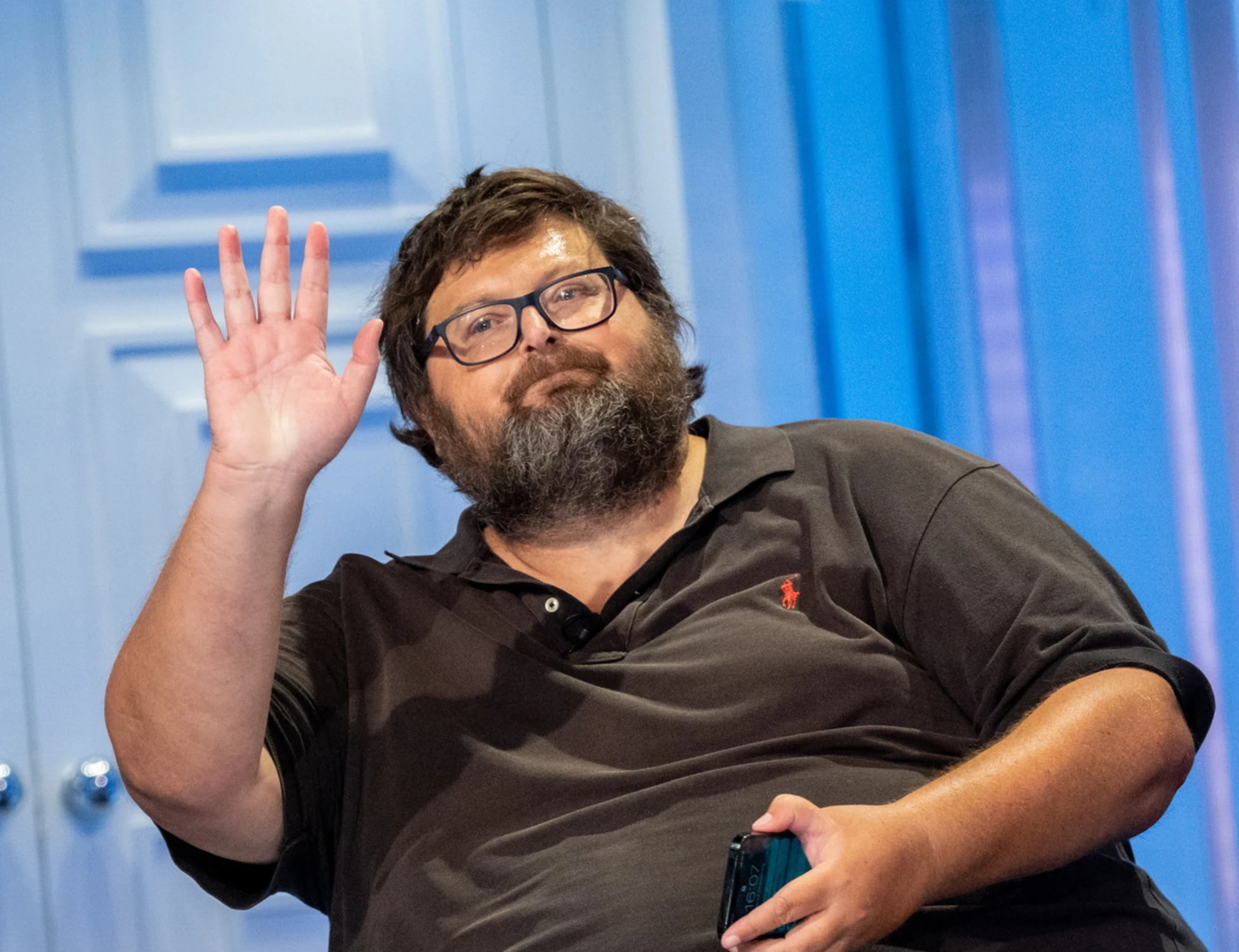 Mario Adinolfi va in carcere: usava i social dai domiciliari
