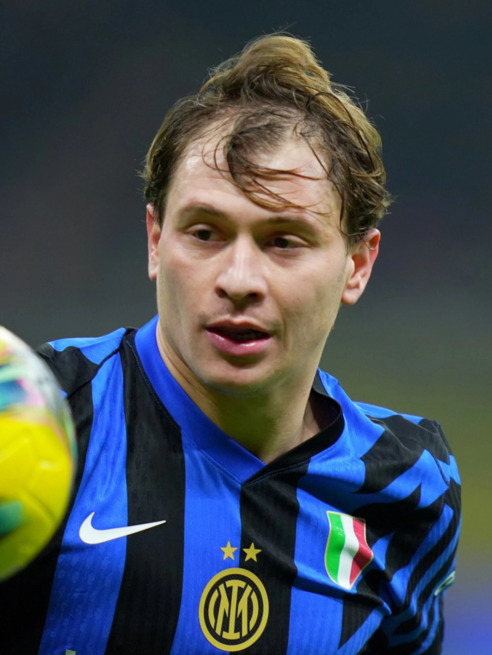 Offerta-monstre a Barella, 35 milioni l'anno: l'Inter trema