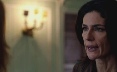 Mediaset stappa con "Una nuova vita": la fiction vola oltre i 3 milioni