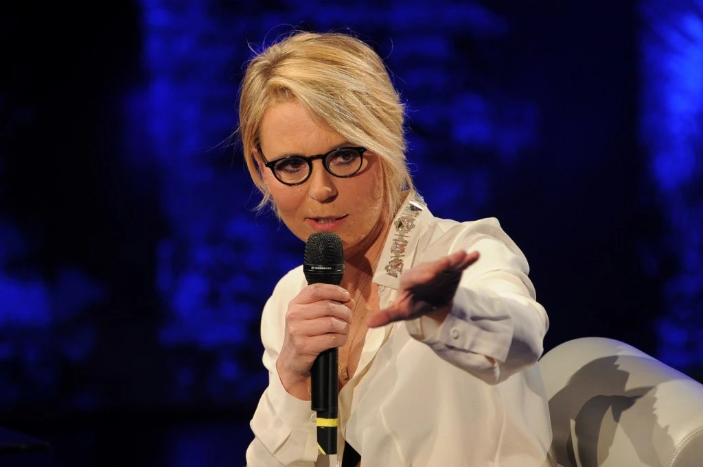 Maria De Filippi, clamoroso botto a "C'è posta per te": ascolti record per il debutto
