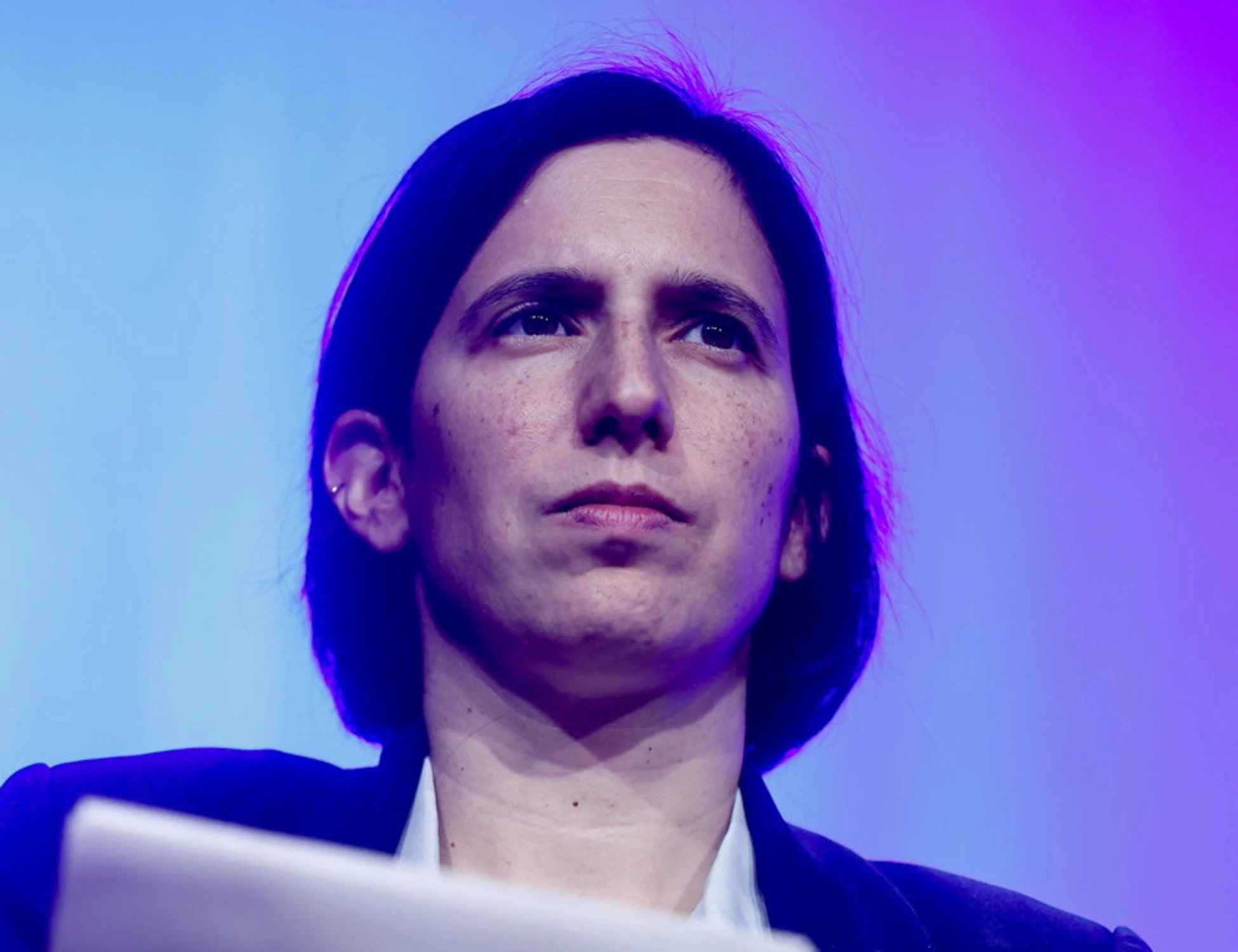 Rogoredo, Elly Schlein vuole cancellare le tutele alle divise