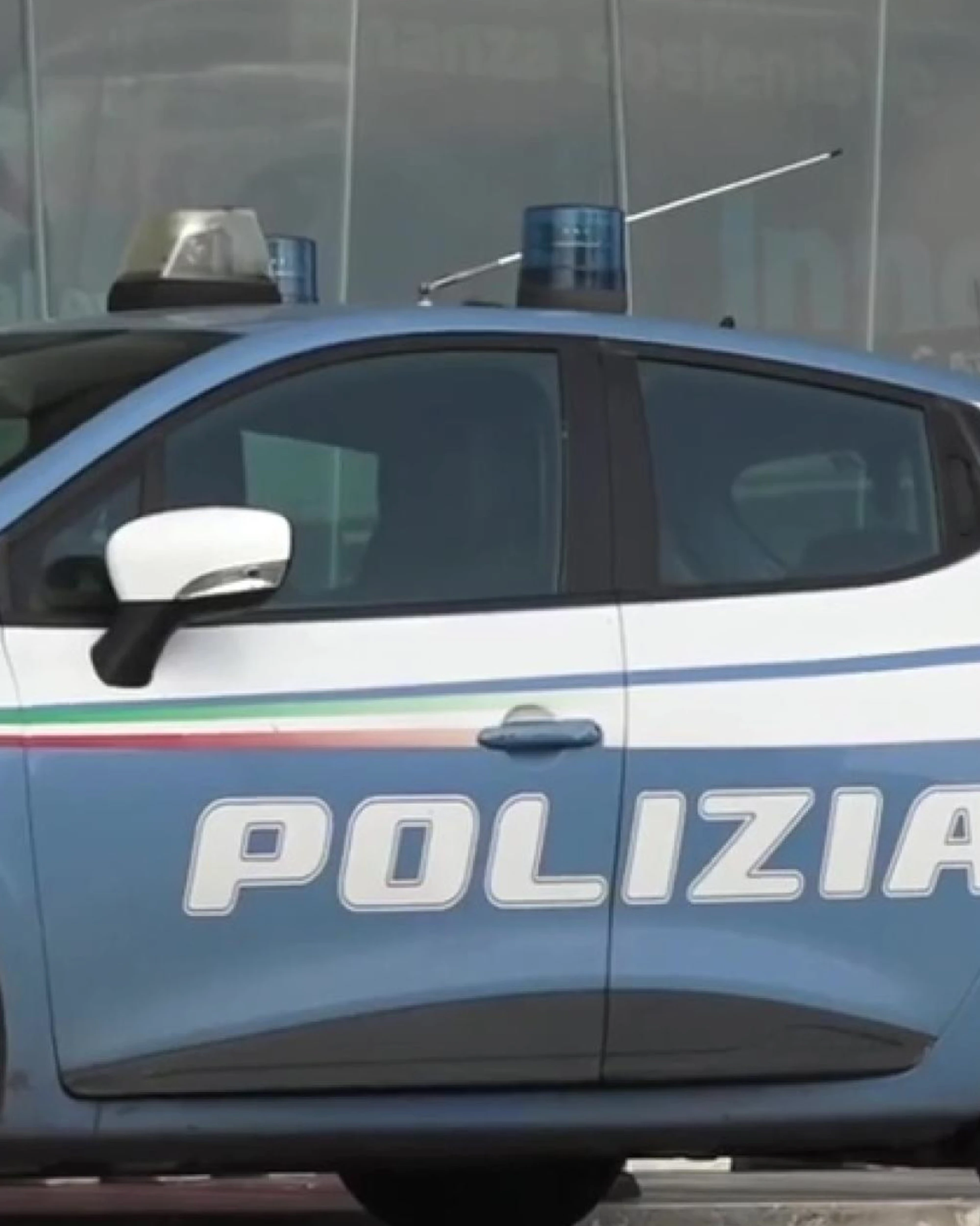 Parma, l'orrore: trovato un feto sul marciapiede