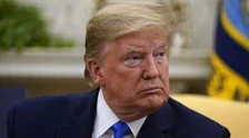 Donald Trump, il rancore della nipote: "Sociopatico e narcisista a causa del nonno, è una minaccia mondiale"