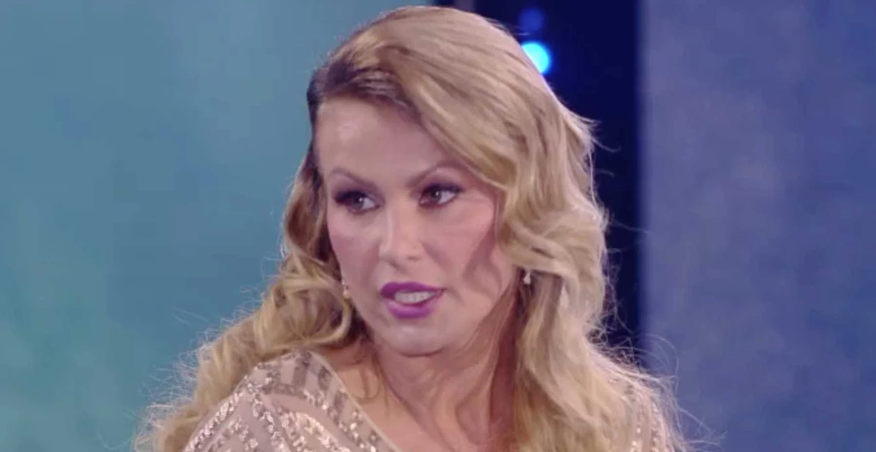 Isola dei famosi, Eva Henger registrata di nascosto da Striscia la Notizia: "Avrebbero dovuto far arrestare Francesco Monte"