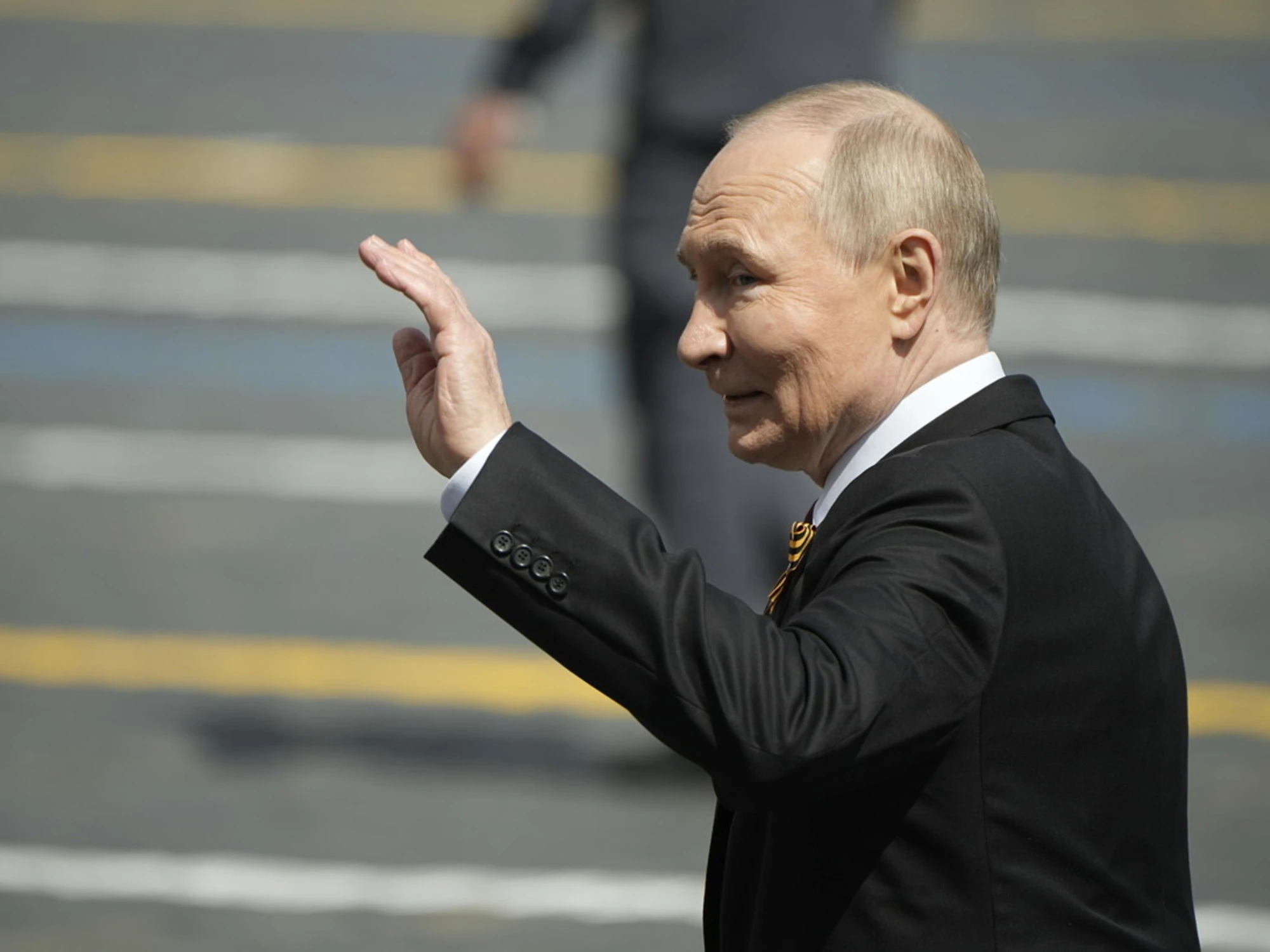 Lo yogurt di Putin, l’oro del Giappone, Trump e i camion