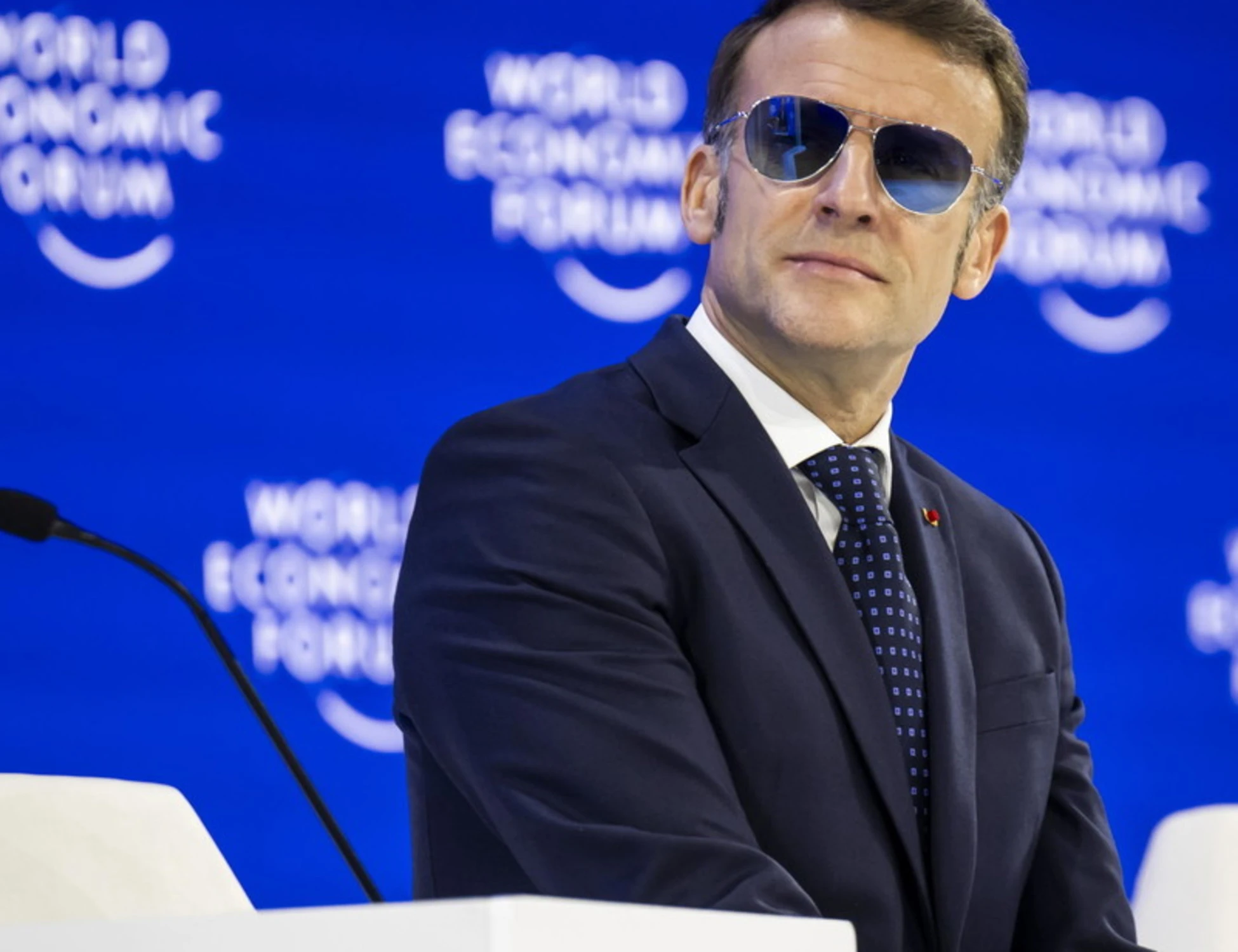 Groenlandia e dazi, Macron contro Trump: "Politica del sangue"