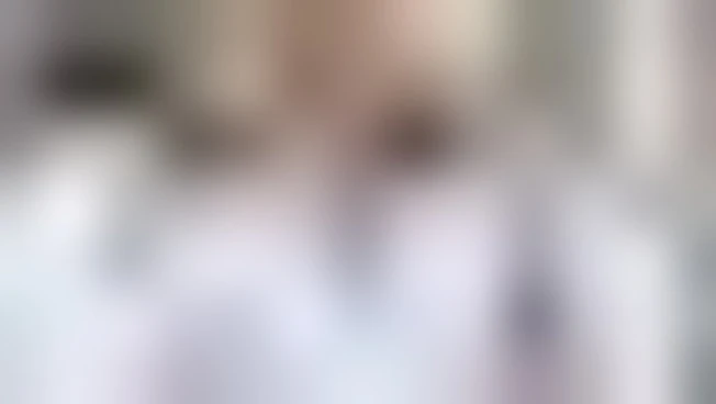 Trump "dottore" nel video deepfake con De Niro e Julia Roberts
