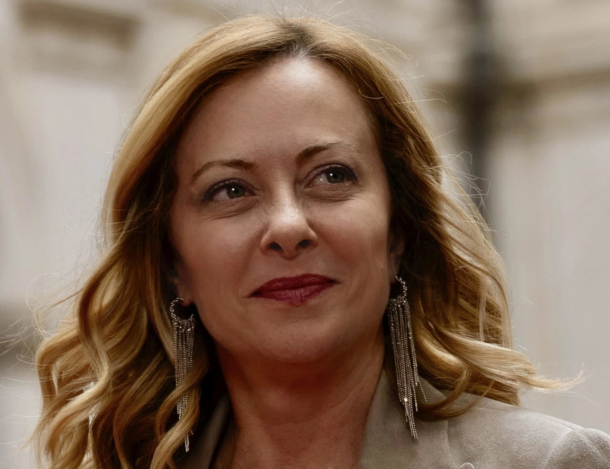 Meloni, lezione a Lepore e Pd: dove va dopo il Meeting