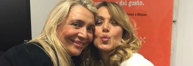 D'Urso battuta dalla Venier, fermi tutti: cosa si dice nei corridoi di Mediaset