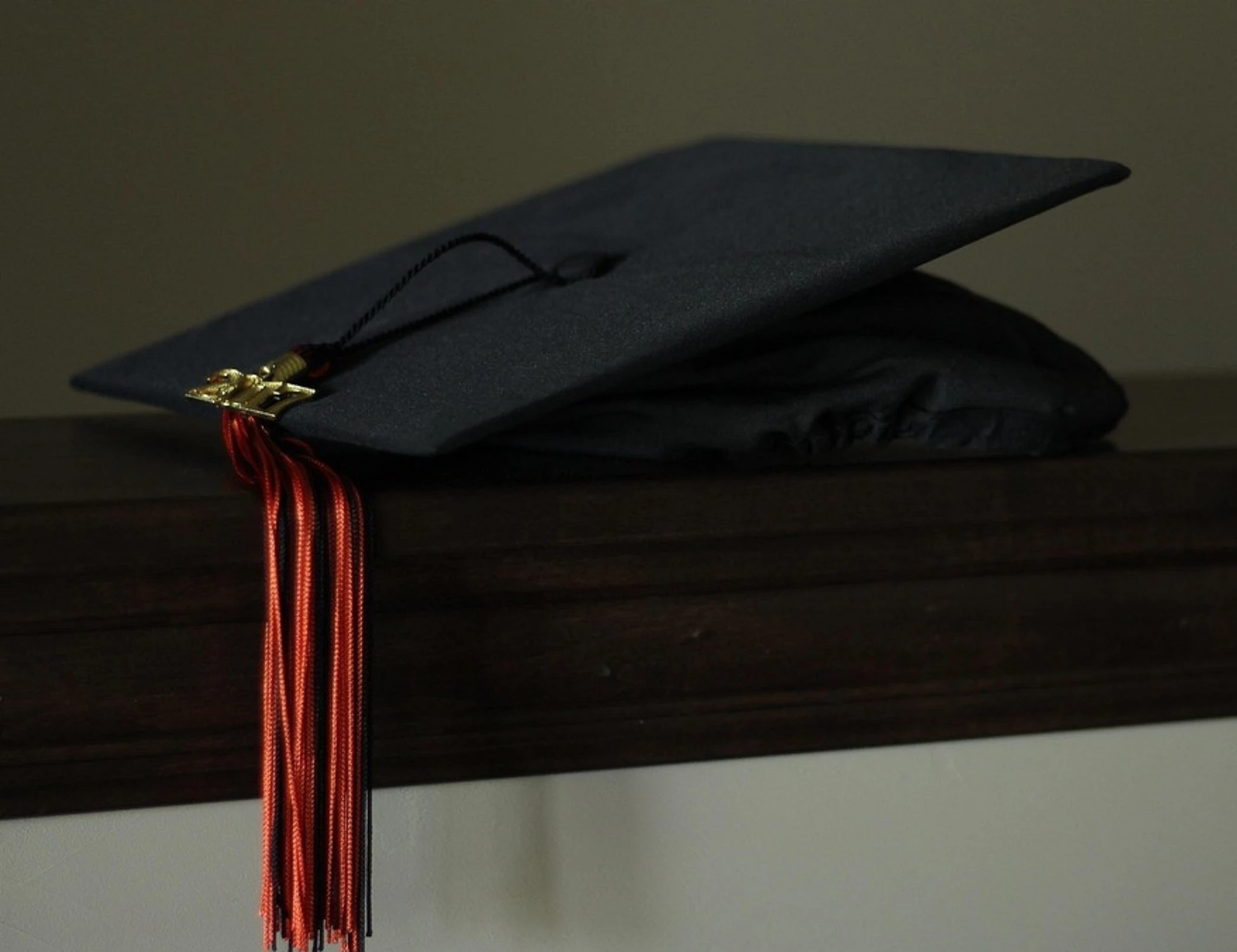 Università, "la vostra laurea non vale": clamoroso in Italia, chi deve rifare gli esami