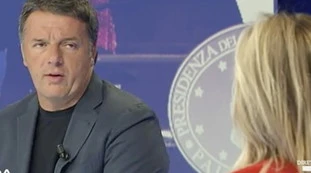 In Onda, Matteo Renzi si avvicina a Salvini: "Firmare i referendum sulla giustizia? Molto tentato", a quale banchetto si recherà