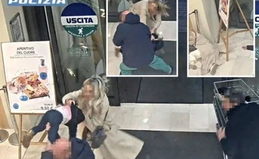 Bergamo, l'orco che strattona la bimba, i pugni del padre: il video choc del supermercato