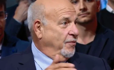 https://media.liberoquotidiano.it/f7tRpo73hlEpRVXW4ahL9HjqQN5efn9NHzEIxdmnO-Y/width:800/quality:90/aW1hZ2VzLzIwMjUvMTAvMTMvMTkxMjM0MTE5LWRlZWU5NzI1LWQzM2ItNGFhYy1hOGNjLTI2MjZlNzAyZmNhYi5qcGc.webp