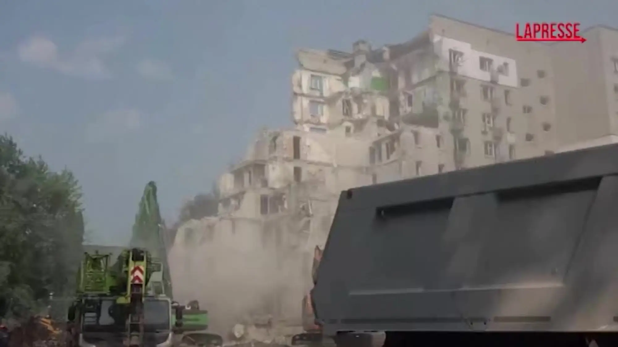 Ucraina, sale a 30 morti e 92 feriti il bilancio dell'attacco russo su Kiev