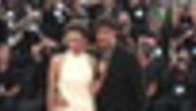 Venezia, Nanni Moretti sul red carpet con Jasmine Trinca e Louis Garrel 