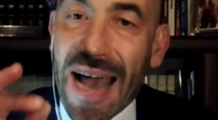 Natale, lo sfogo (politico) di Matteo Bassetti: "Si festeggia la nascita di Gesù, punto!"