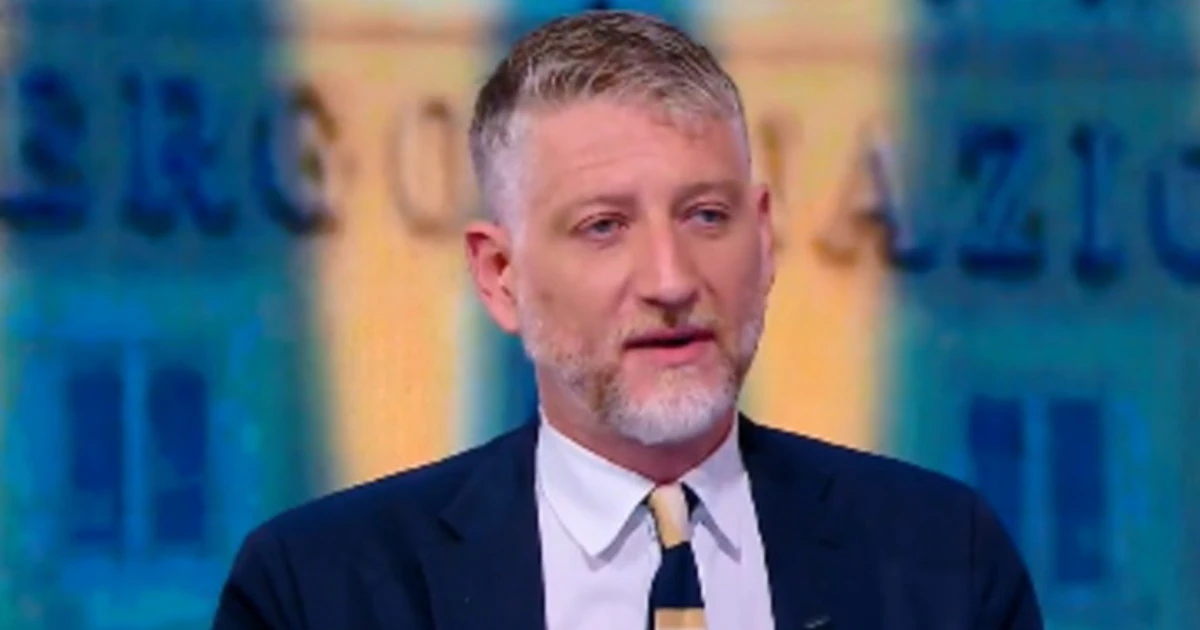 Controcorrente, Giuli azzera la sinistra: "Scontro Salvini-Meloni? Ecco la verità"