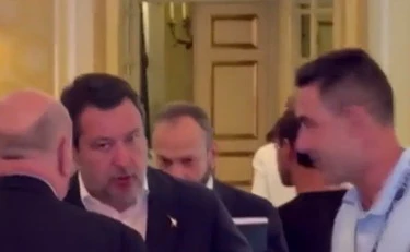 Vannacci, primo incontro con Salvini dopo il tradimento: attenzione a questo video