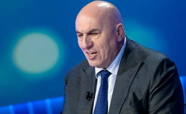 Guido Crosetto contro Vannacci: "Il migliore alleato della sinistra"