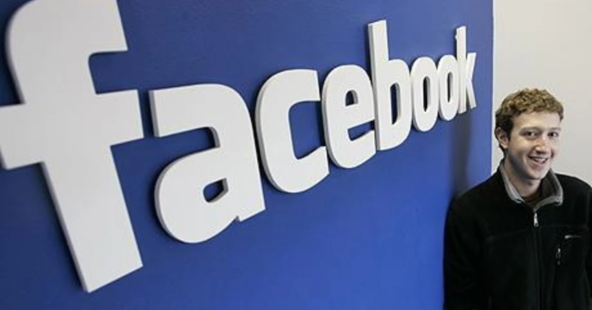 WhatsApp e Facebook, "situazione critica". Fuga di notizie: disastro sempre più ampio, "quando tornano attivi"