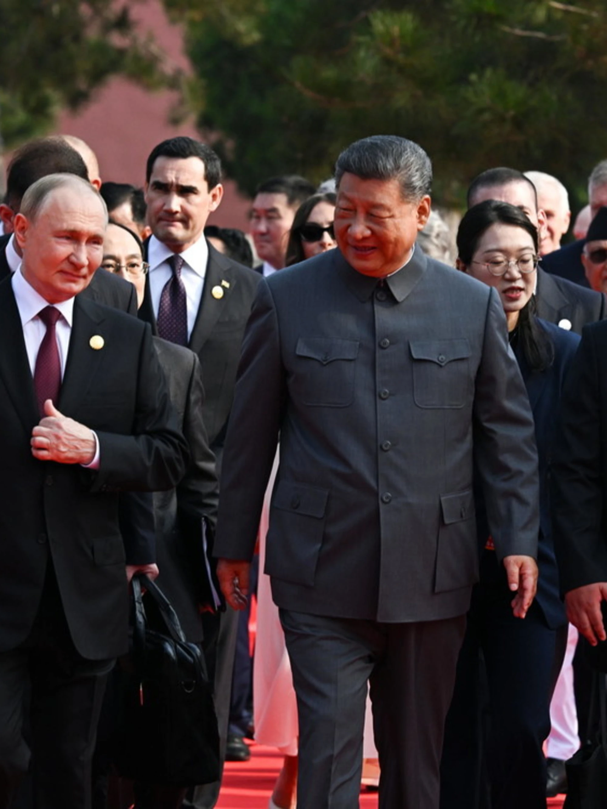 Trump guasta la festa di Xi e Putin: "Saluti mentre cospirate contro di noi"