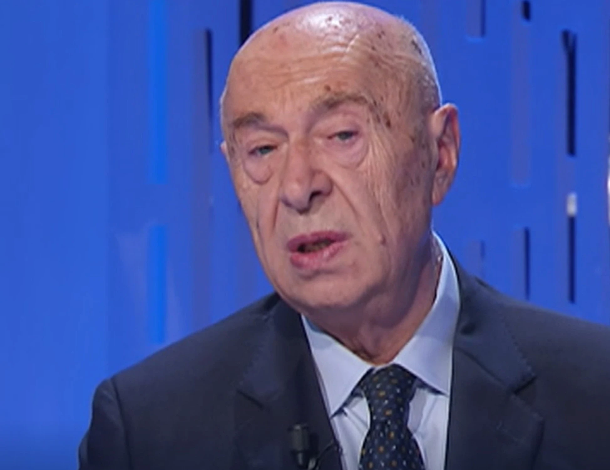 Paolo Mieli, l'appello dopo le aggressioni ai docenti: "Scioperate, non dovete più stare zitti"