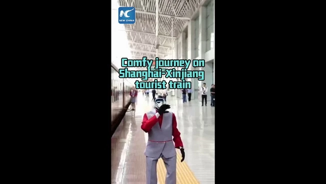 Shanghai-Xinjiang in 18 giorni, in Cina treno turistico offre comodità da hotel