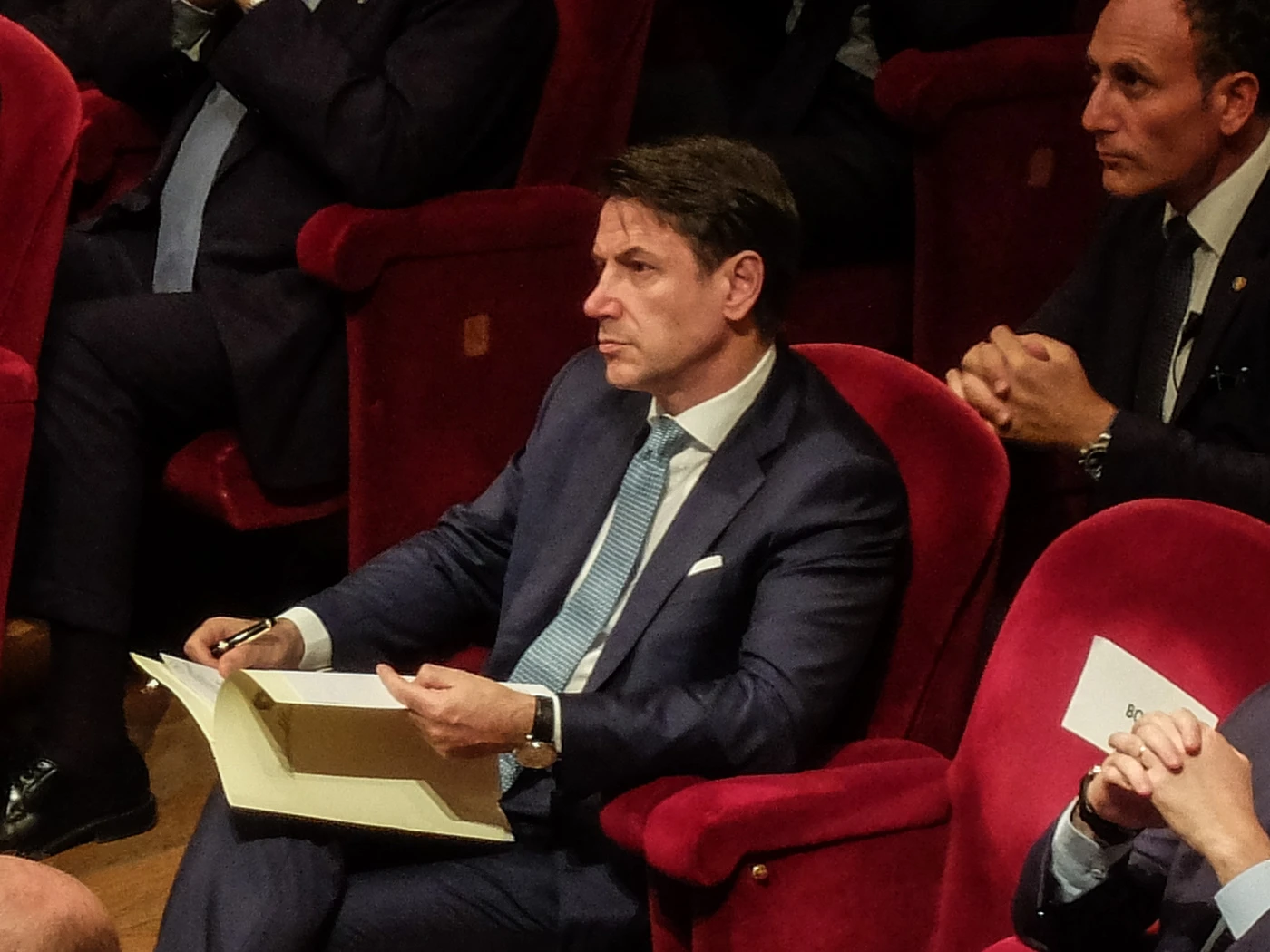 Giuseppe Conte parla per venti minuti agli industriali di Assolombarda: ecco come reagiscono