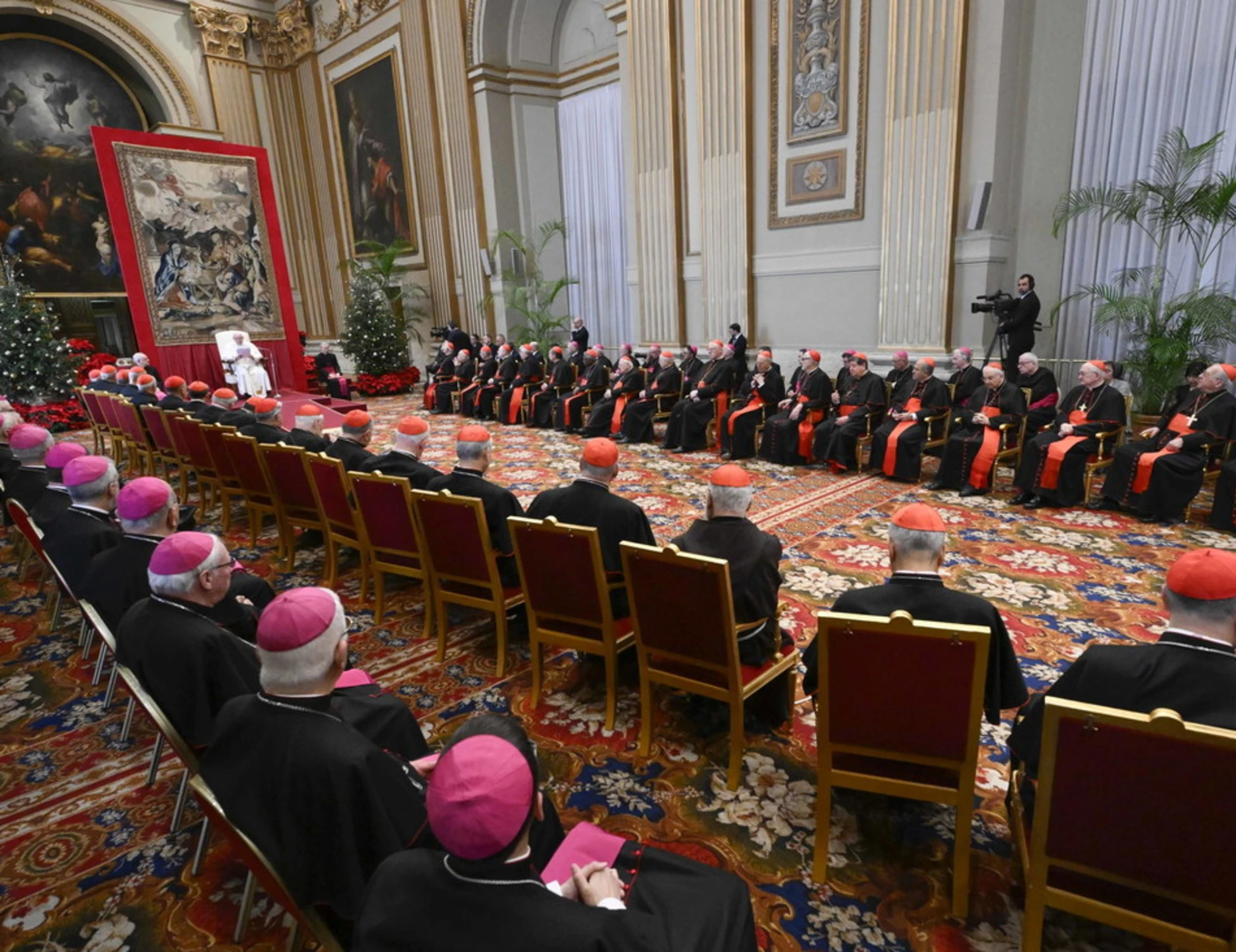 Conclave, "due cardinali non votano": si abbassa il quorum