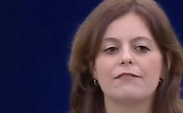 Ilaria Salis, l'ultima sparata sovietica: "Troppa mer***, ora i social di Stato"