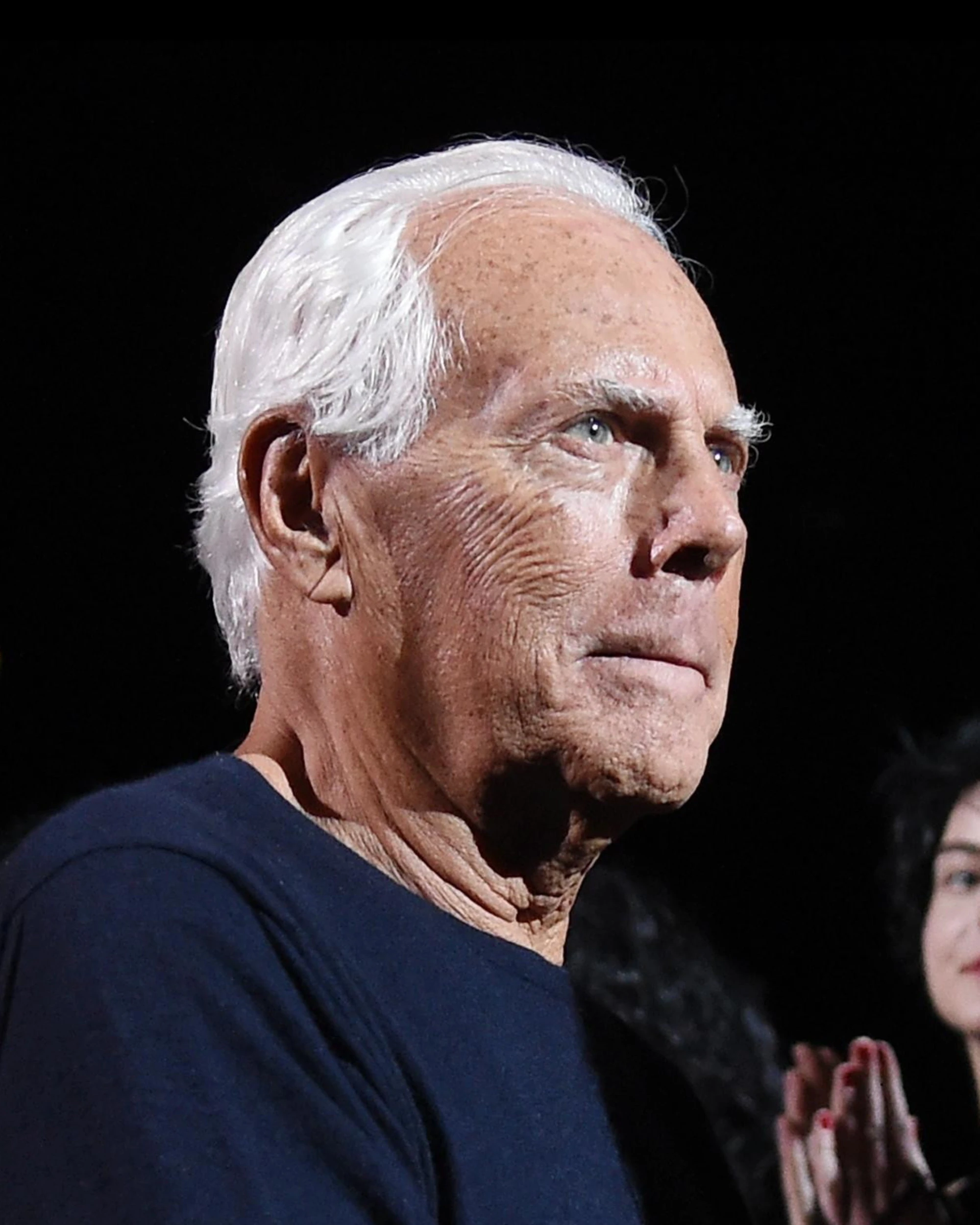 Giorgio Armani, il malessere e le sfilate saltate: gli ultimi giorni