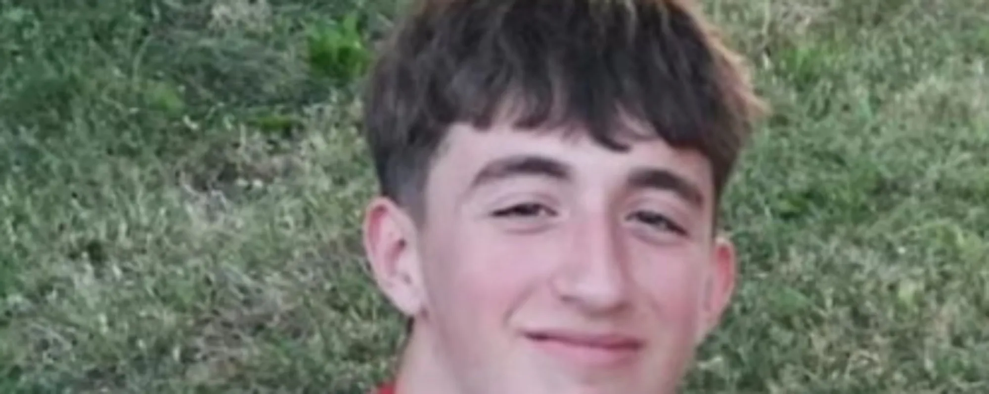 16enne ritrovato morto in un canale: è giallo a Novara